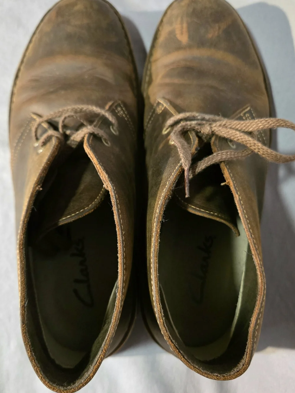 Clark's Classic Men's Brown Leather Chukka Boots